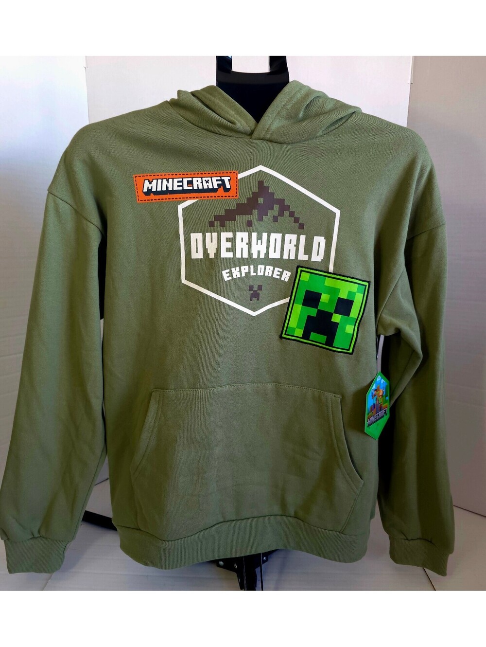 Youth Minecraft Creeper sweatshirt NWT, sz 18